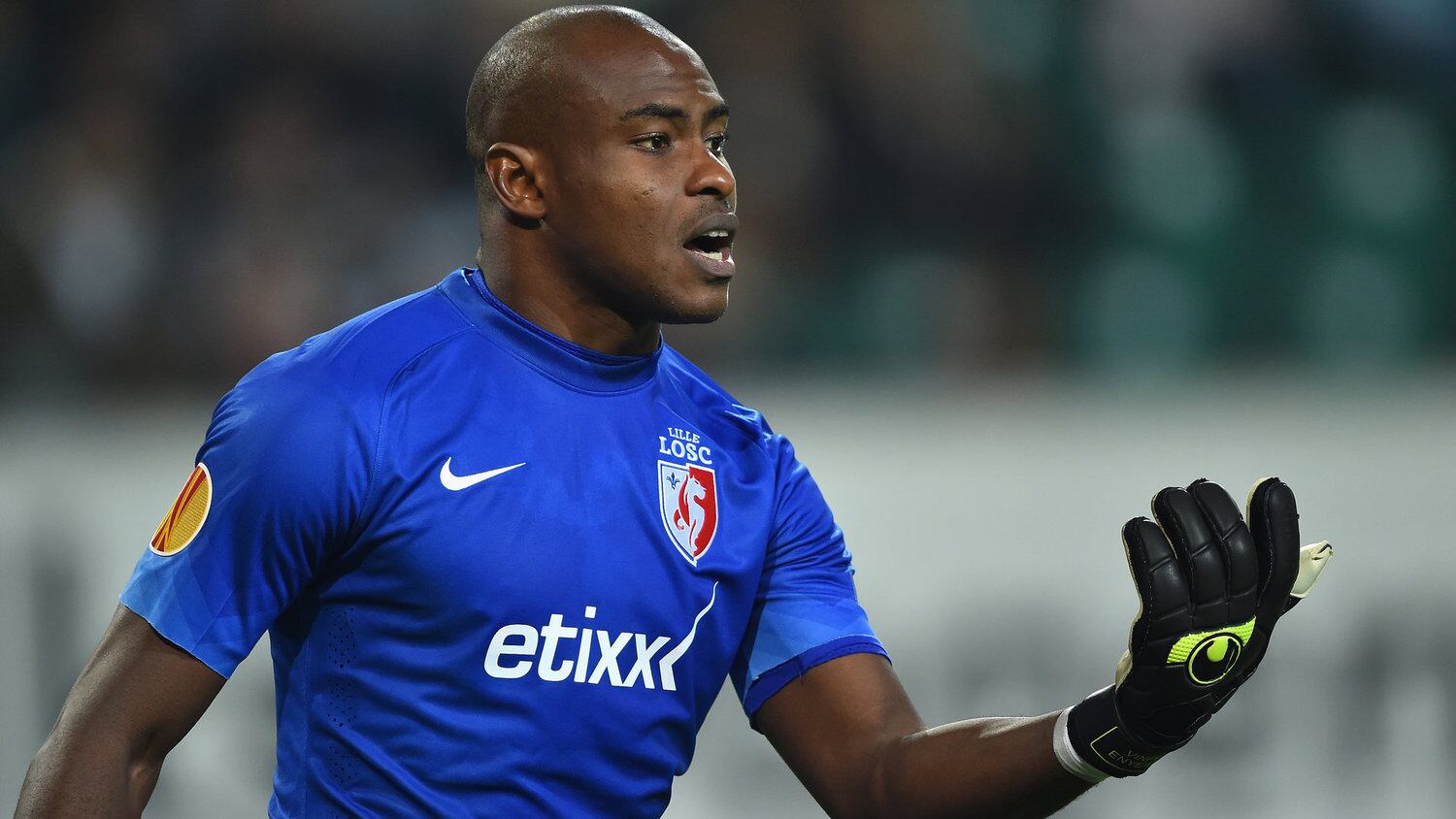 Entre os atletas deixados de lado por "El Loco", vale destacar o goleiro Vincent Enyeama, o meio-campista Rio Mavuba e o atacante Éder, autor do gol do título de Portugal na Eurocopa de 2016
