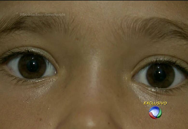 Aos
nove anos, a filha de Jéssica ainda tem lembranças do tempo que passou com os
canibais. Foram cinco anos. Hoje, quem cuida da menina é a tia-avó

• VÍDEO: Canibais de Garanhuns contam detalhes de como matavam e consumiam a carne das vítimas
• No R7 Play você assiste ao Repórter Record Investigação quando e onde quiser. Experimente!
