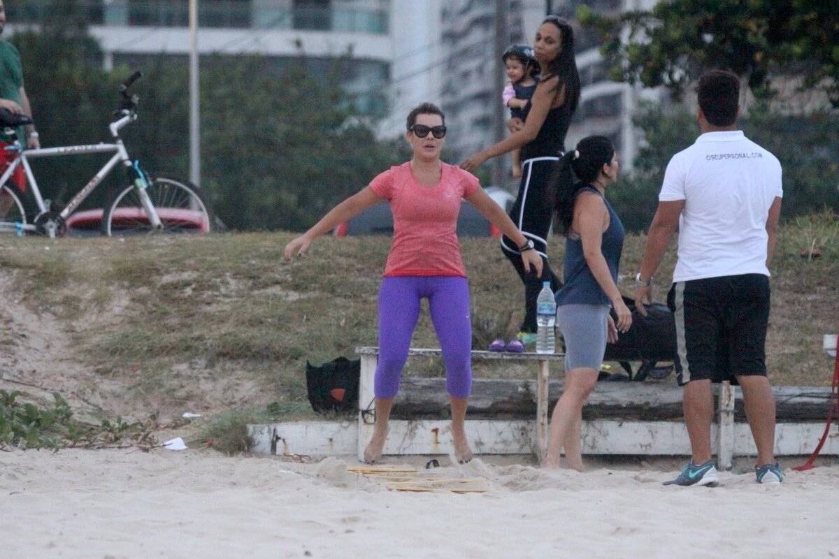 Fernanda Souza e Samara Felippo malhando juntas nesta segunda-feira (29), no Rio de Janeiro