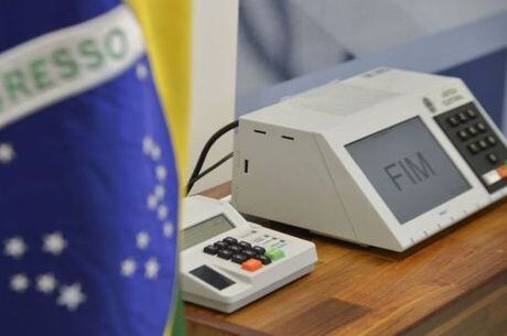 Apenas senadores de partidos pequenos ou dissidentes votaram contra o projeto