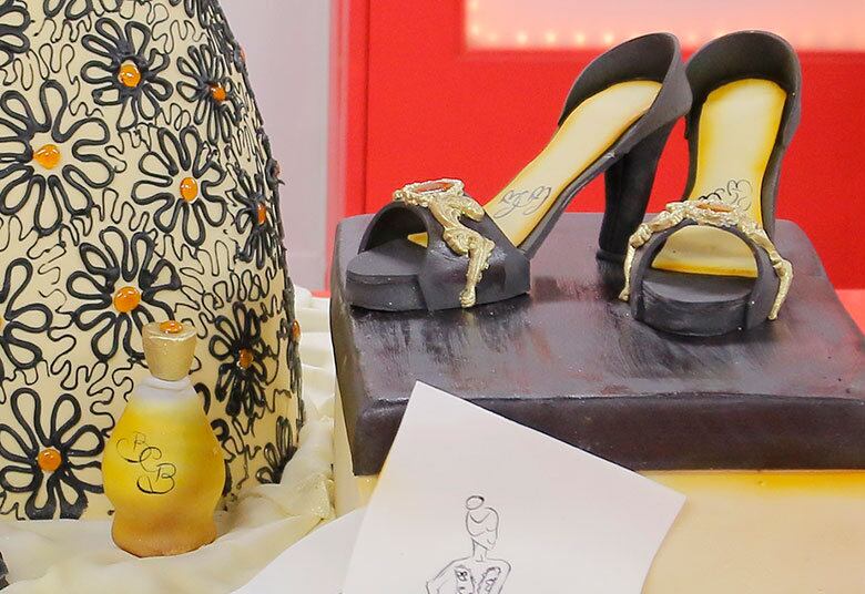 Os acessórios levavam a marca BCB, com as iniciais de Batalha dos Confeiteiros Brasil

+ Buddy mostra por que é o melhor do mundo e confeita bolo de olhos fechados

> Acesse o R7 Play e assista na íntegra a todos os programas da Record! Clique e experimente!

