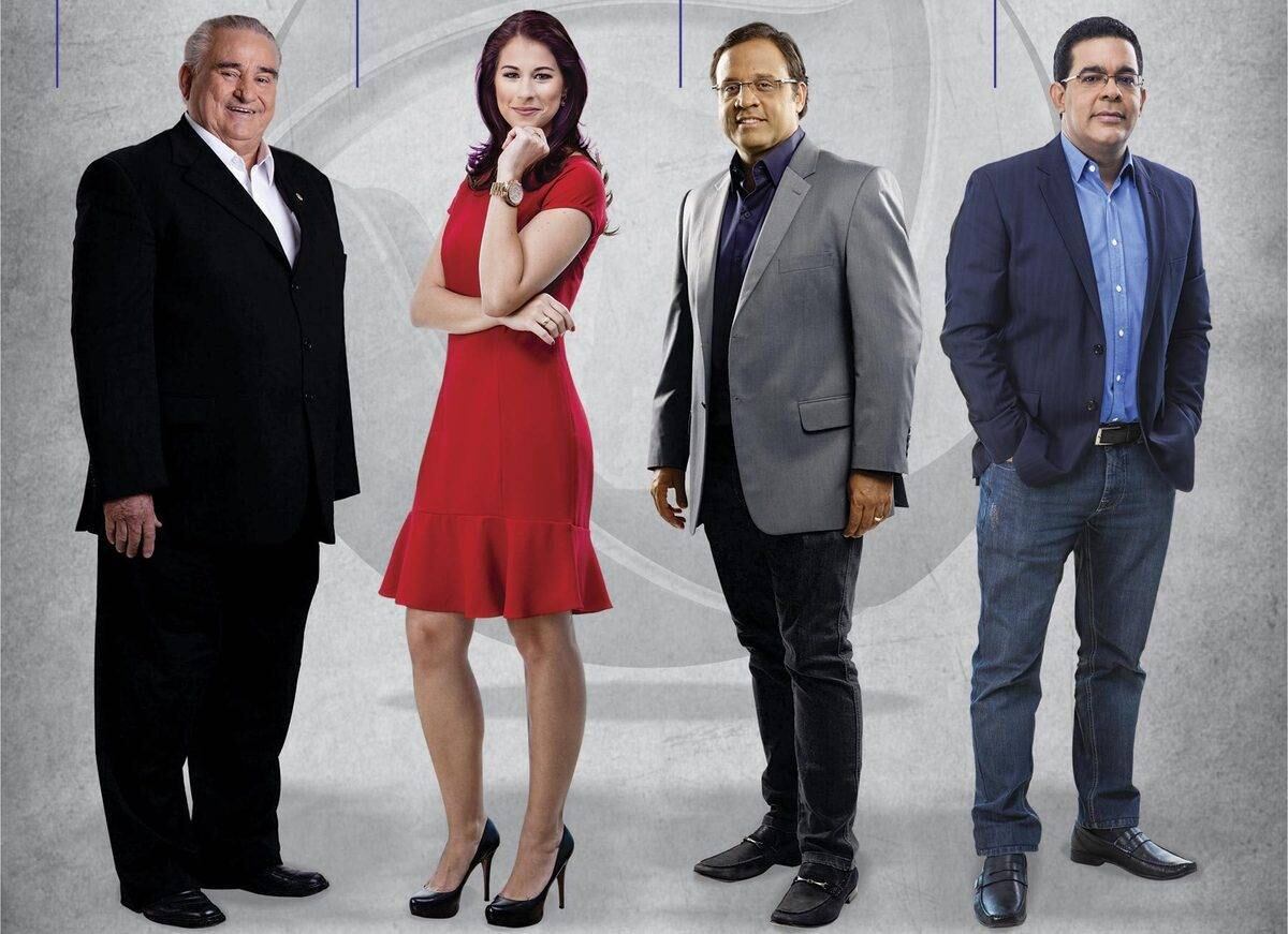 Diariamente os jornalísticos da emissora levam as principais notícias da capital, do interior do Estado e do País