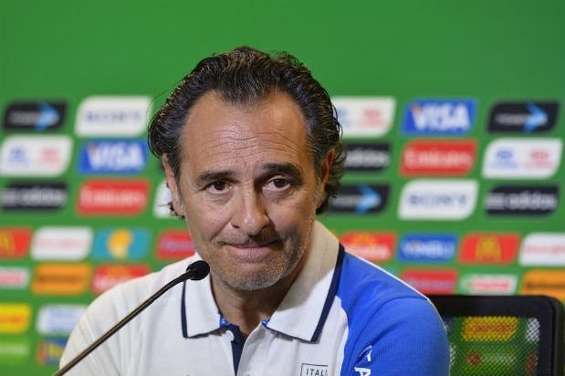 Prandelli revelou que a delegação italiana foi impedida de deixar o hotel onde está hospedada pela Fifa