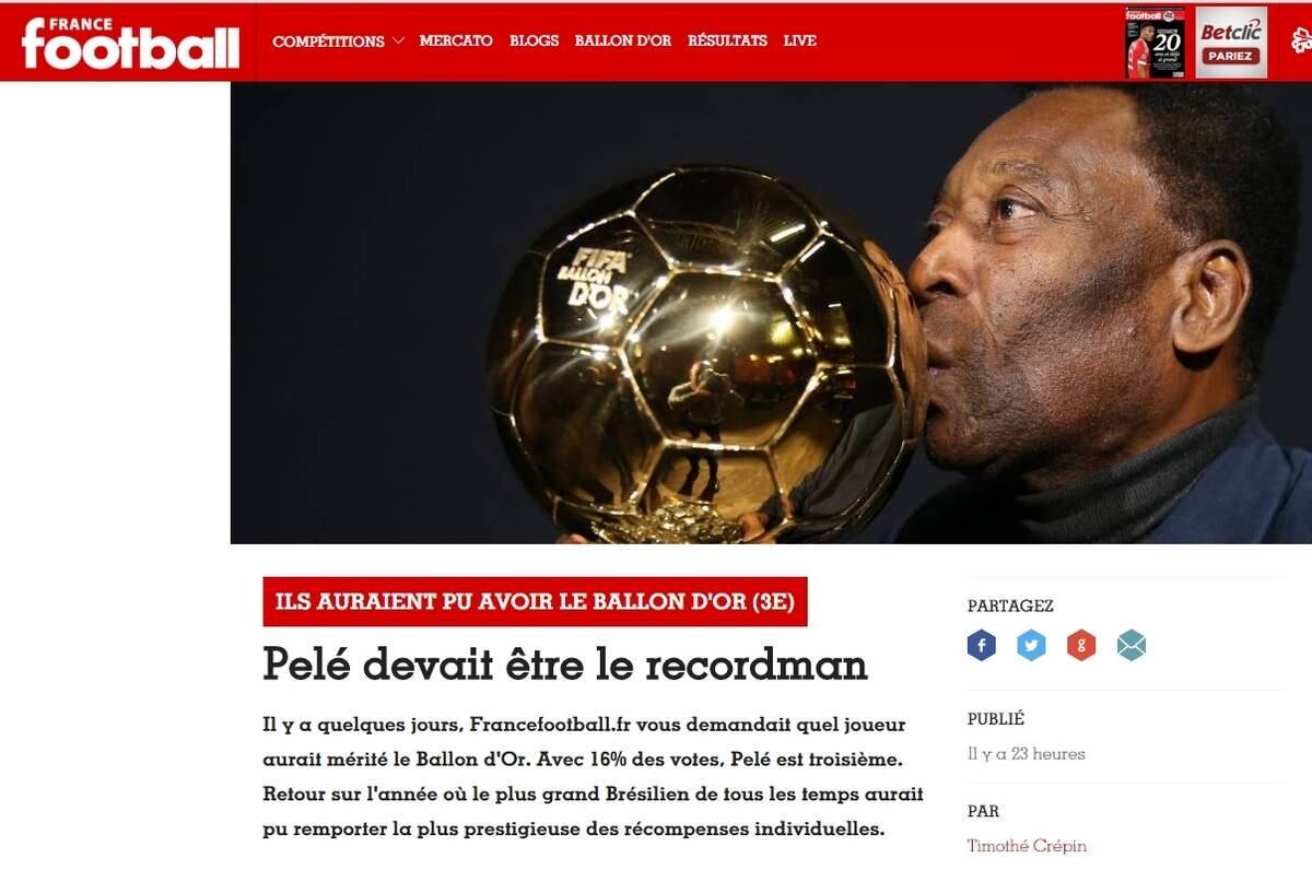 Lionel Messi não é mais o maior vencedor de Bolas de Ouro, prêmio criado pela revista France Football em 1956, que premia o melhor jogador de futebol de cada temporada. E o responsável por 'destronar' o argentino foi ninguém menos que o maior atleta do século XX: o Rei Pelé.
 
Assista aos programas da Record na íntegra no R7 Play

Em sua edição especial de 60 anos do prêmio, publicada na última terça-feira (1), a publicação revisou a premiação desde sua criação e resolveu homenagear o brasileiro. A análise acontece porque até 1995 só os jogadores europeus poderiam concorrer ao prêmio, e até 2010, quando o troféu foi unificado com a Fifa, apenas jogadores de times da Europa entravam na lista