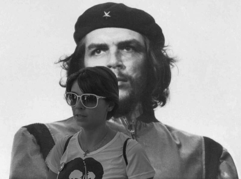 Depois disso, ela se meteu em uma nova enrascada. Existe a suspeita de que ela faça parte de uma rede que arrecada dinheiro para financiar protestos violentos. Uma tabela, divulgada pela manifestante no Facebook, foi publicada pela revista Veja com o nome de doadores (entre eles, dois vereadores do PSOL, um magistrado e um delegado da Polícia Civil) e o respectivo valor pago por eles