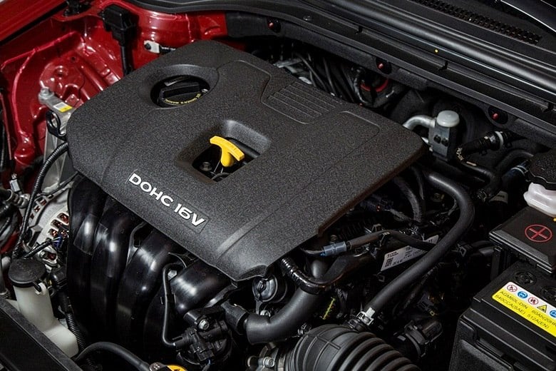 Haverá também apenas uma opção de motor, o 2.0 DOHC flex naturalmente aspirado, capaz de desenvolver 157/167 cv de potência a 6.200 rpm e torques de 19,2/20,6 kgfm a 4.700 giros. Na comparação com a geração anterior, que também usava um 2.0 flex, houve redução de desempenho — segundo o site da montadora, eram 169/178 cv e 20/21,5 kgfm com gasolina e etanol. Já a transmissão automática de seis marchas é de nova geração