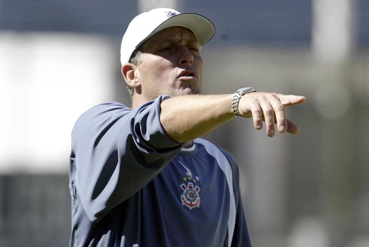 Márcio Bittencourt praticamente garantiu o Campeonato Brasileiro de 2005 para o Corinthians. Após assumir o comando de forma interina com a demissão de Daniel Passarella logo no início da competição, ele deixou o time bem colocado até dar lugar ao contratado Antônio Lopes. O título acabou vindo na última rodada daquele ano