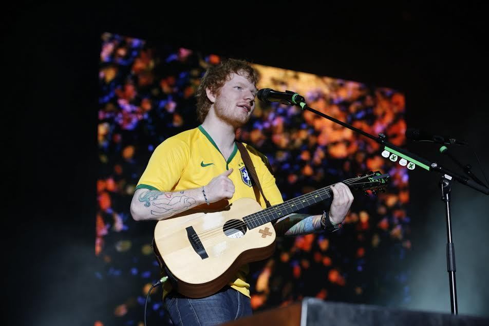Ed Sheeran comprovou sua popularidade com shows lotados no Brasil
