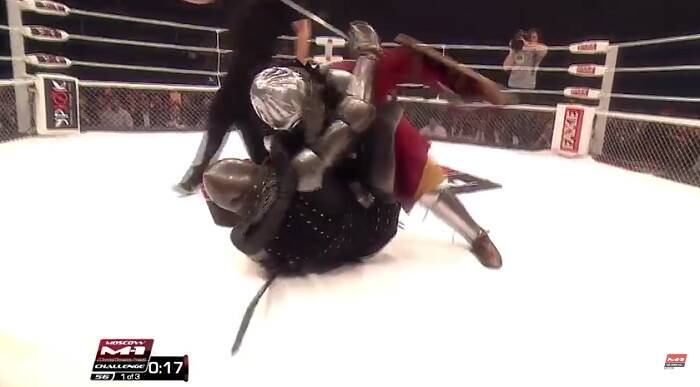 A luta medieval tenta imitar o que era feito antigamente, quando os combates eram usados para entreter a população