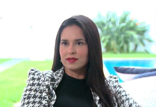 A funkeira e empresária sofreu um infarto no início de fevereiro e ainda se recupera em casa. Ela começou a passar mal quando assistia TV com a filha e o marido: "Eu tomei um susto, eu nasci de novo, eu ganhei mais um dia de aniversário", conta Priscila Nocetti.