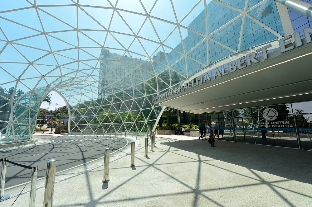 Einstein tem taxa de ocupação total de 96%