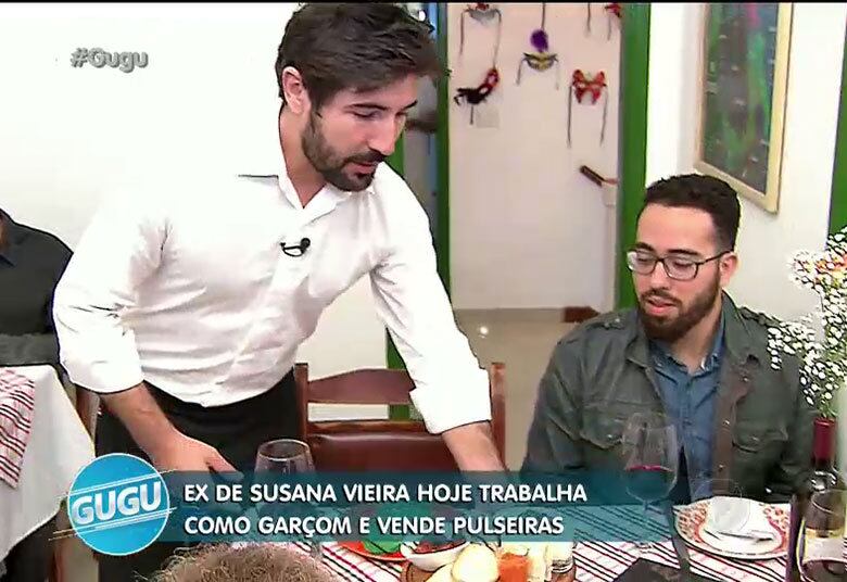 Solteiro, tentou emplacar na carreira artística. Sem sucesso, hoje ele ganha a vida vendendo pulseiras pelas ruas de São Paulo e faz bicos como garçom no restaurante de um amigo