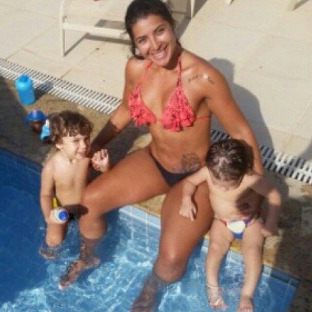 Priscila Pires tornou-se mamãe de duas crianças e tem mostrado nas redes sociais todo o processo de perda de peso. A gata chegou a perder 30 kg