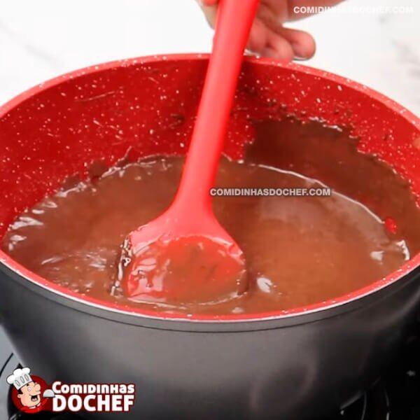 Bolo de Chocolate SEM Liquidificador