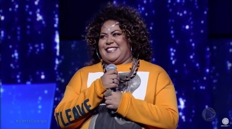 Prih Queiroz emocionou 93 jurados em sua segunda apresentação. Ela garantiu uma vaga na final com Você Me Vira a Cabeça, sucesso de Alcione