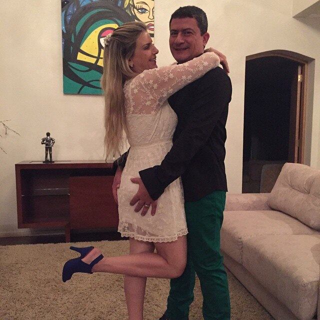 Tom e Alessandra estão juntos desde 2003 e continuam apaixonados