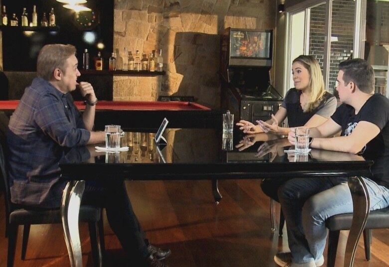 Eles contam a Gugu como a beldade
Helen Ganzarolli foi o cupido do casal