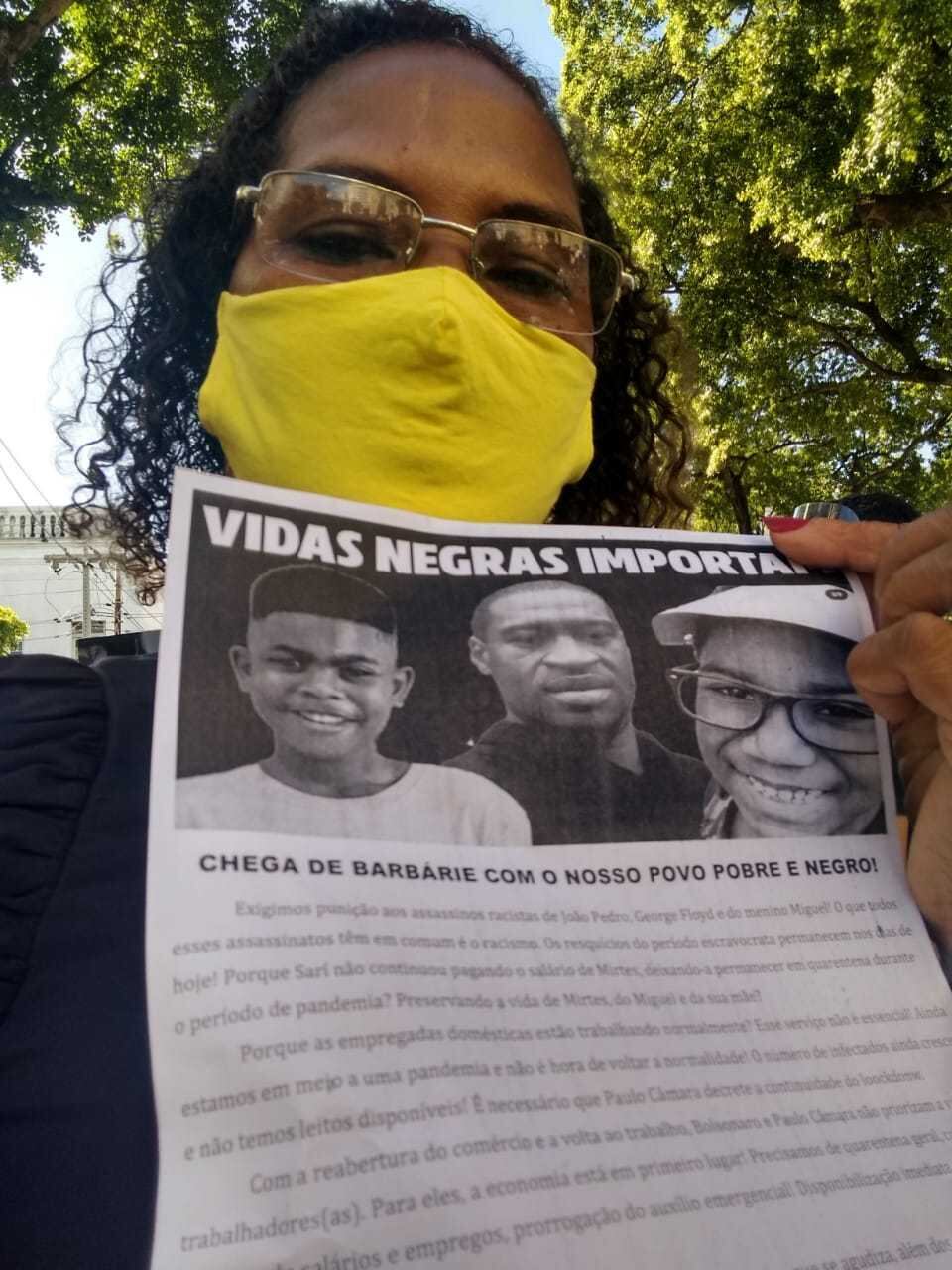 "É uma irresponsabilidade", diz Ana Corrêa