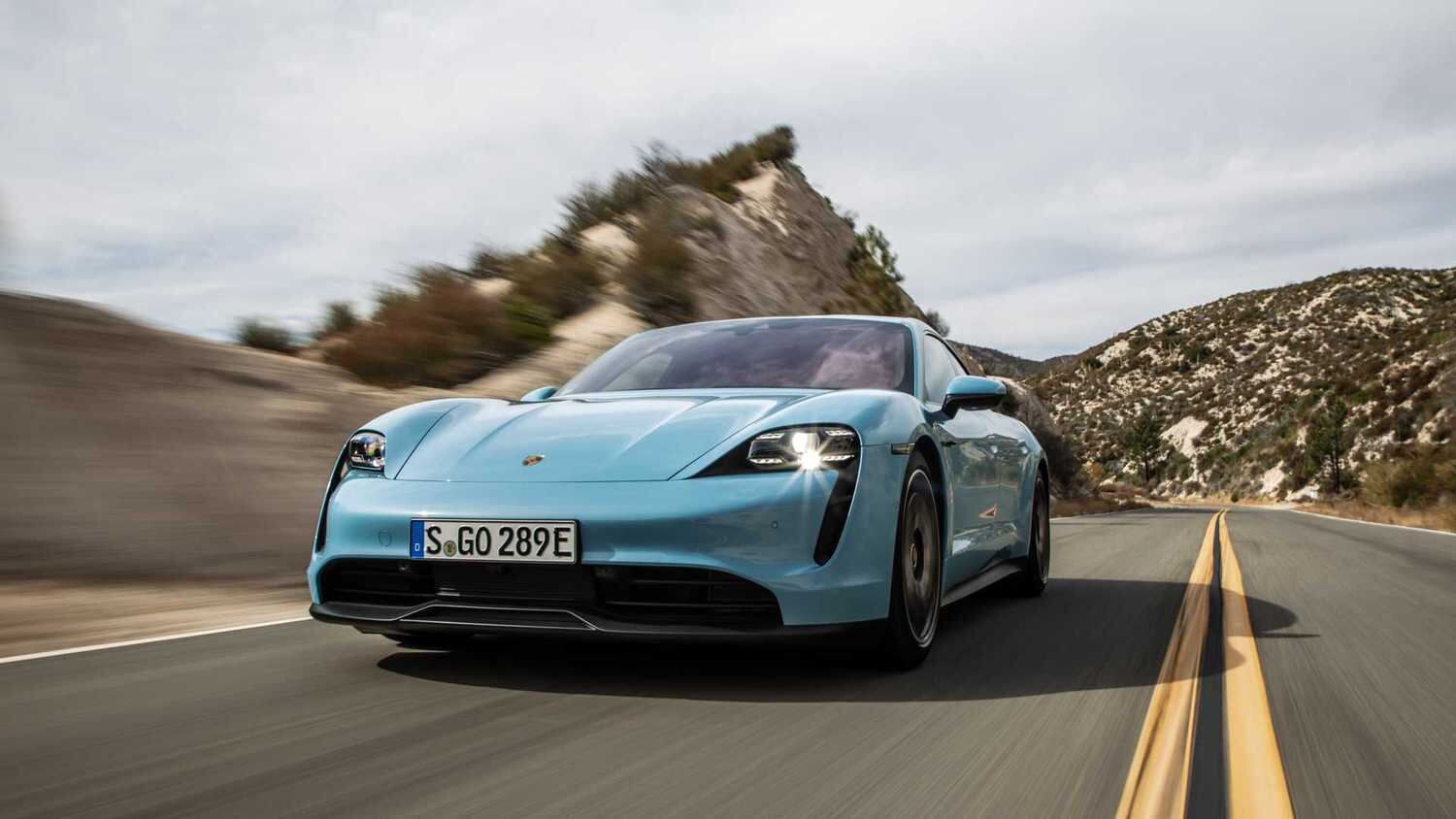 Taycan é o esportivo 100% elétrico que está chegando ao Brasil