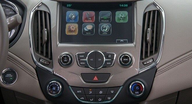 Hatch traz em todas as versões a central multimídia MyLink2, agora com Android Auto e Carplay