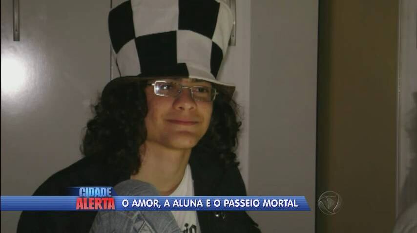 Na sexta-feira (5), os familiares lembraram que o computador de Janaína havia ficado em casa. Imediatamente, descobriram a senha e se depararam com a mensagem enviada por Moura falando do encontro dos dois