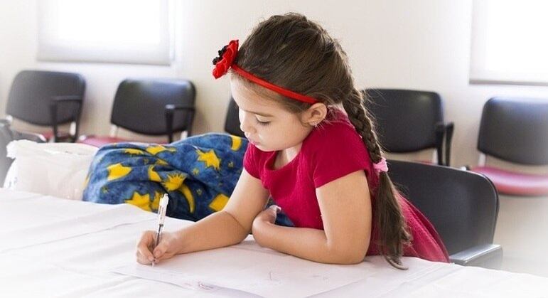 Na rede particular de ensino básico, 70,9% das escolas permaneceram fechadas na pandemia