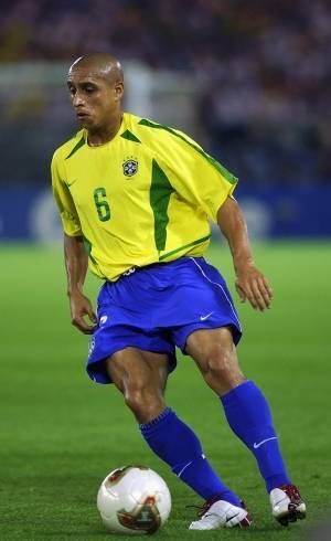 Os "quatro Rs" brilharam: Ronaldo, Rivaldo, Ronaldinho Gaúcho e Roberto Carlos