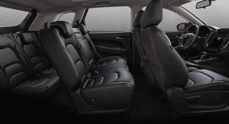 SUV tem capacidade para sete passageiros