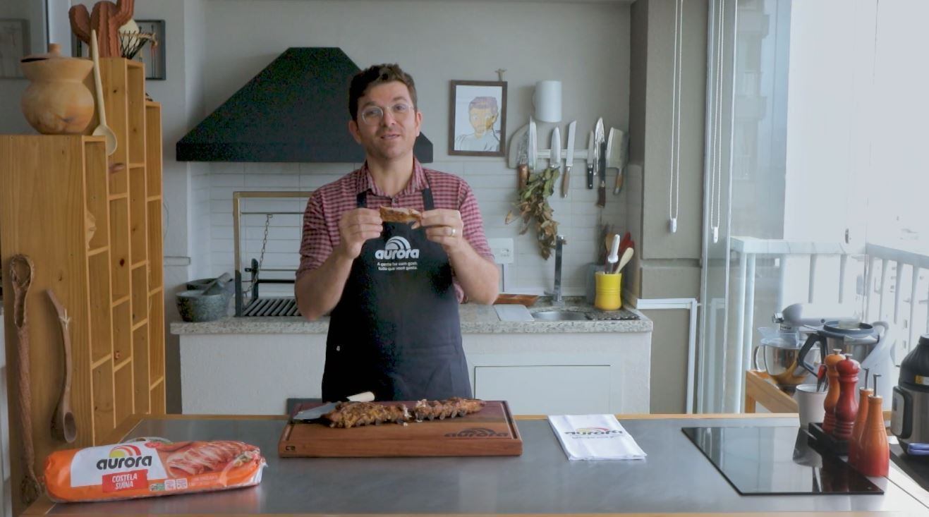 Aprenda a fazer a costela suína da Aurora