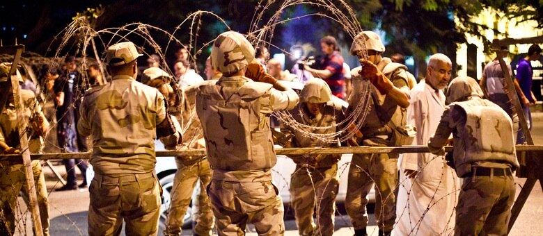 Recentemente, País passou por golpe de Estado militar que derrubou o regime do presidente Mohamed Mursi