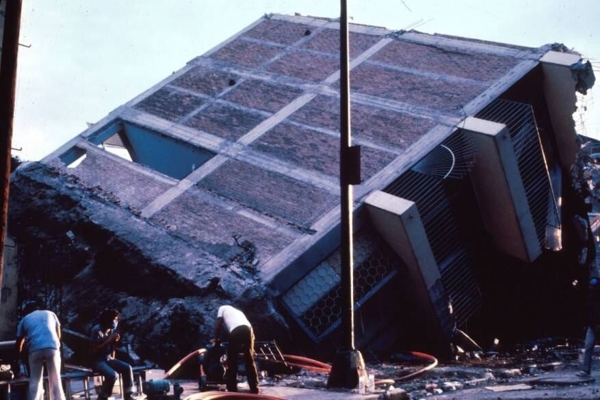 Depois da tragédia, milhões de pessoas ficaram sem abastecimento de água e eletricidade por vários dias