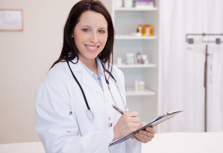 Mulheres que querem se especializar em urologia são desencorajadas pelos colegas