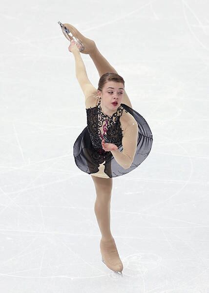 Isadora completou 18 anos recentemente, e ganhou um presente especial do pai para a disputa dos jogos de inverno, uma medalha com os anéis olímpicos