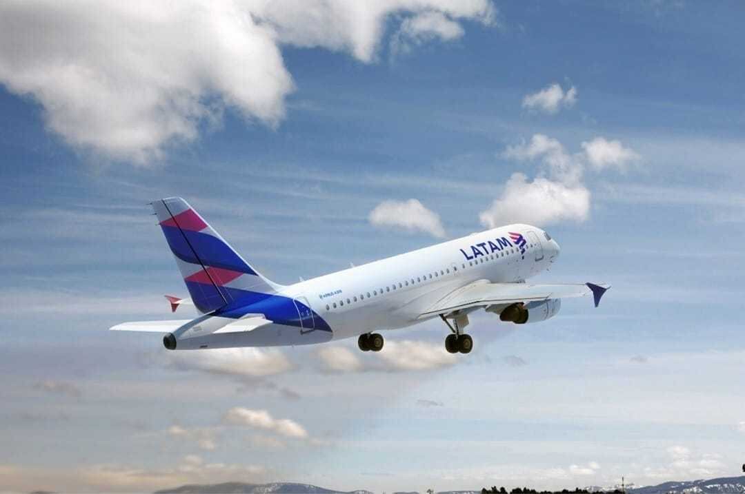 Aeronave interrompeu a subida por falta de pressurização a bordo