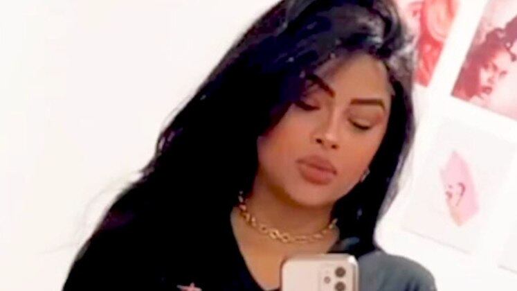 Sandra morava em São Paulo com a filha de oito meses e trabalhava como cabeleireira. A vítima se relacionava com Daniel há um mês e o namoro era violento. Ela contou para uma amiga que sofreu quatro agressões do companheiro