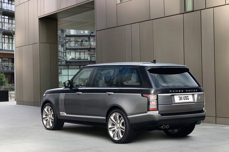 Tido pela Jaguar Land Rover como “a rota de viagem mais luxuosa do mundo”, os endinheirados passarão por oito países, nos cinco
continentes, e se hospedarão em nove hotéis tidos entre os mais luxuosos de
todo o mundo