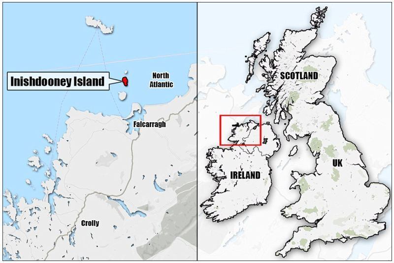 O nome do lugar é Inishdooney Island, que fica a noroeste da Irlanda do Norte. Ele faz parte de uma série de quatro ilhas e possui 94 hectares de terra desabitada
