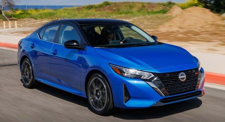 Nissan Sentra 2024 pode chegar ao Brasil apenas no começo do próximo ano