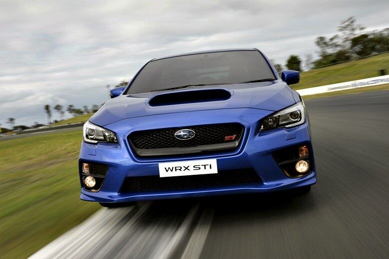 

Uma novidade do carro é o Vetoreamento Ativo do Torque (Active
Torque Vectoring) e o controle multimodal da dinâmica do veículo (Multi-mode
Vehicle Dynamics Control), que permite ao motorista intervir no funcionamento
do controle de estabilidade, selecionando entre três tipos de programação
disponíveis



Saiba tudo sobre carros! Acesse www.r7.com/carros