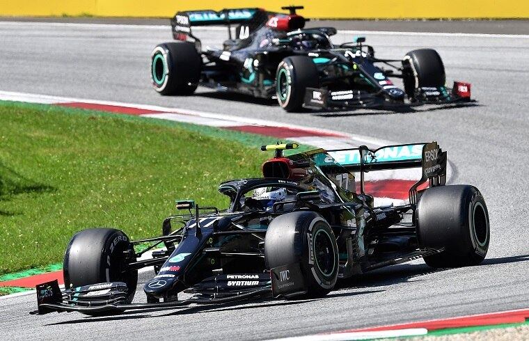 Bottas se manteve a prova inteira na liderança