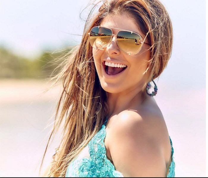 Andressa chegou a ser detida por ser suspeita de tentar subornar o juiz federal que cuidava da investigação de Cachoeira. Em dezembro do mesmo ano, os dois se casaram em Goiânia (GO) após o bicheiro ser solto 