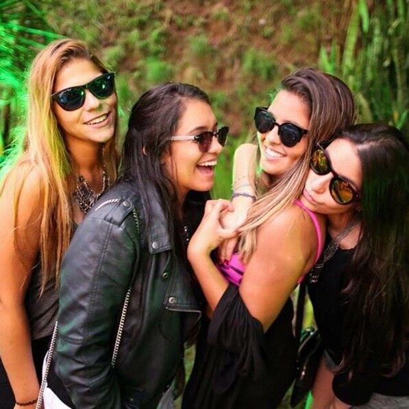As companheiras adoram uma balada!