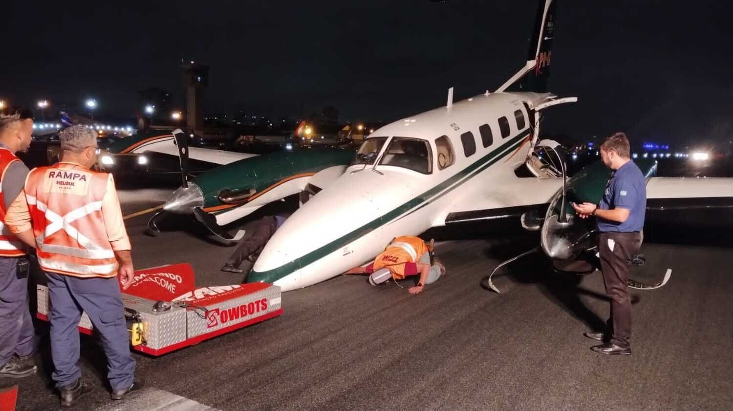 Aeronave teve problema no trem de pouso
