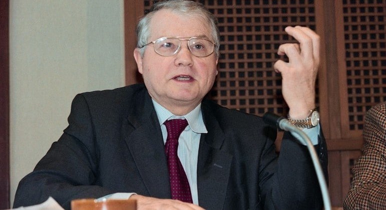 Luc Montagnier levou o Prêmio Nobel de Medicina 25 anos após descobrir o vírus da Aids