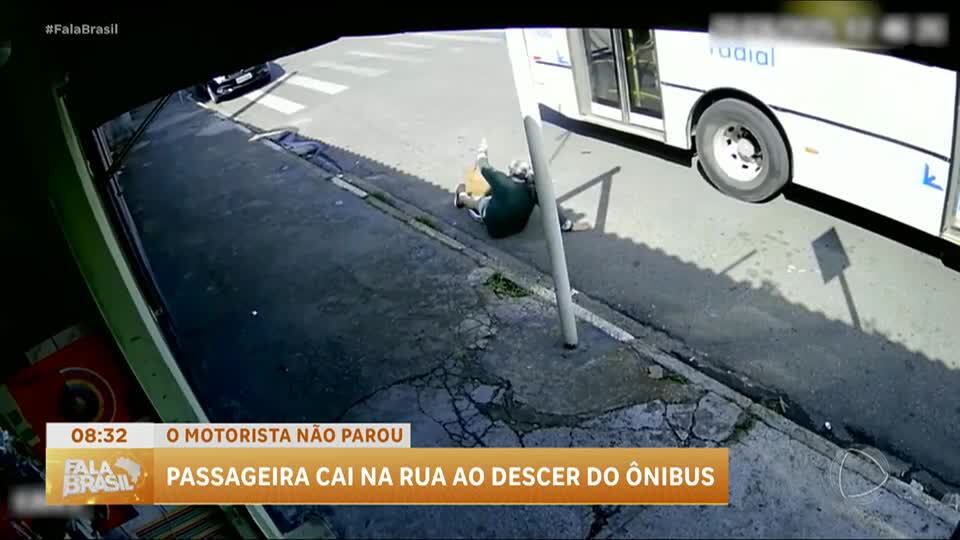 Idosa cai ao descer de ônibus em Suzano, Grande São Paulo