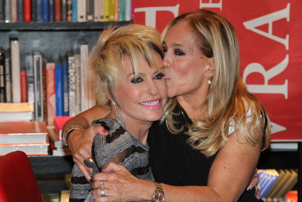 Ana Maria Braga ganhou beijinho da atriz