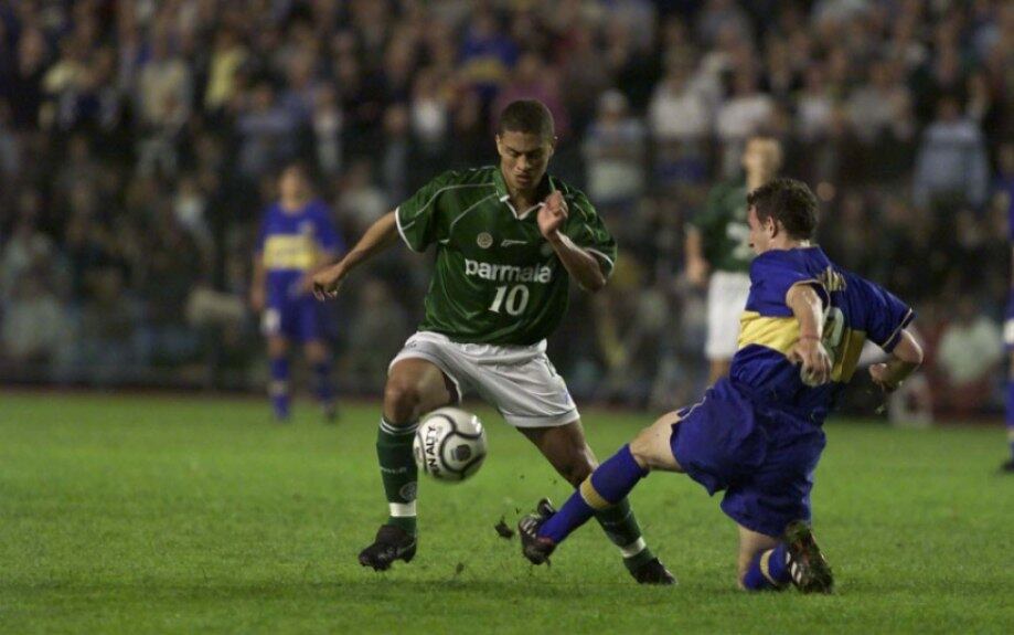 2000 - Final da Libertadores. Boca campeão.
Ida: Boca Juniors 2 x 2 Palmeiras
Volta: Palmeiras 0 x 0 Boca Juniors (2 x 4 nos pênaltis)
