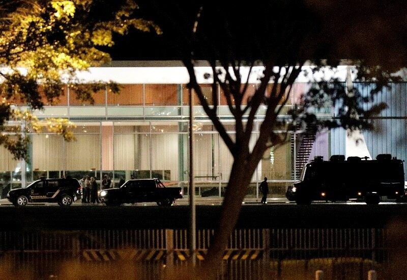 Palácio da Alvorada foi alvo de tentativa de invasão ontem à noite
