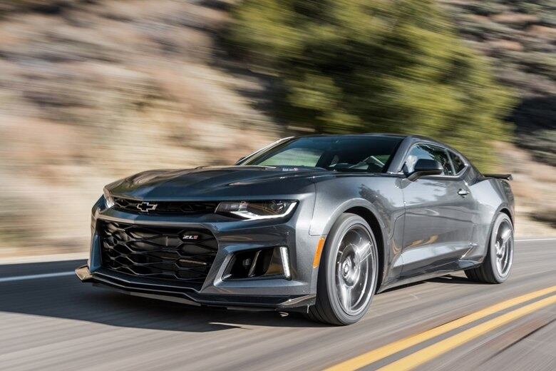 Em outubro de 2016, um teste feito no mítico circuito de Nürburgring, na Alemanha, o Camaro ZL1 conseguiu o tempo de 7min29s, deixando para trás superesportivos europeus de muito respeito, como o Porsche 911 GT2, que fez em,7m31s, o Pagani Zonda F, ficando com 7m33s e Koenigsegg CCX que fechou com 7m33s55