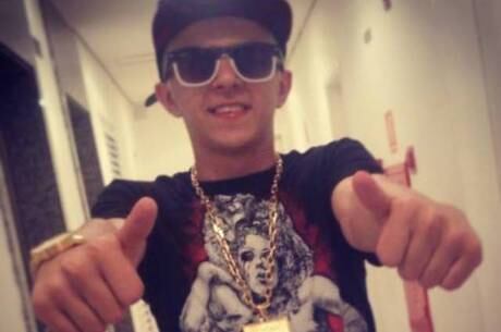 Com apenas 16 anos, MC Dudu já é sucesso no funk ostentação